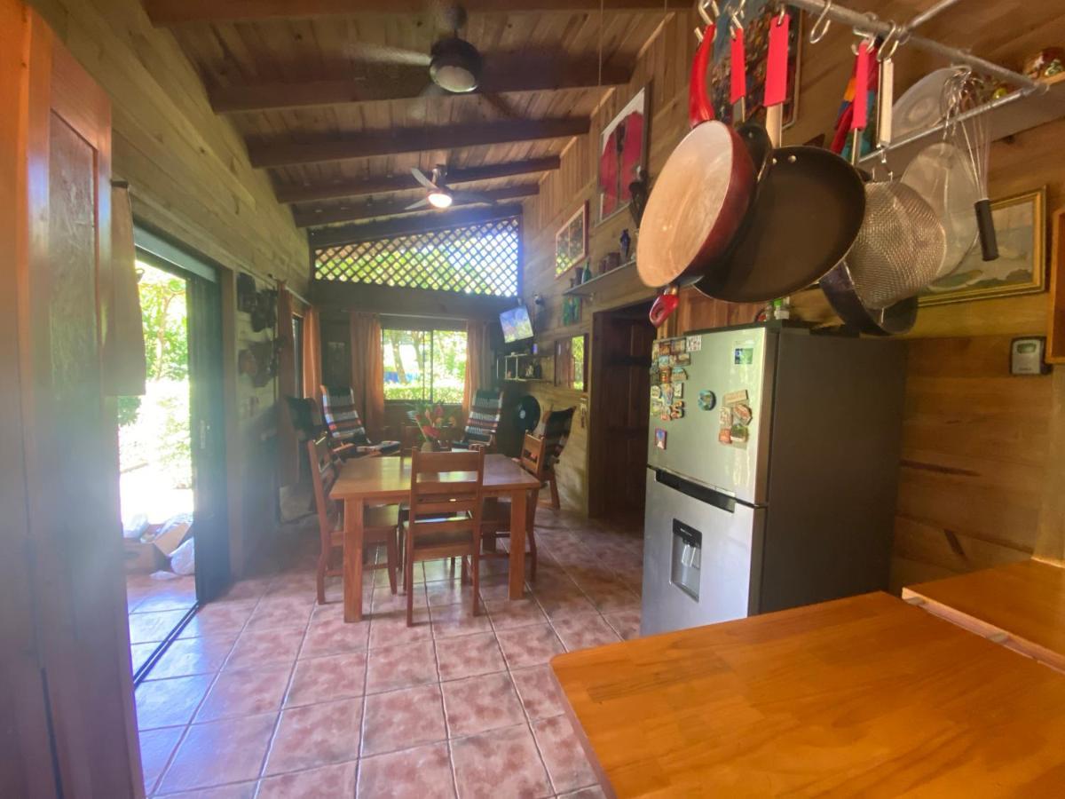 Uvita Oasis Retreat With Villa Cabins And Apartment Экстерьер фото