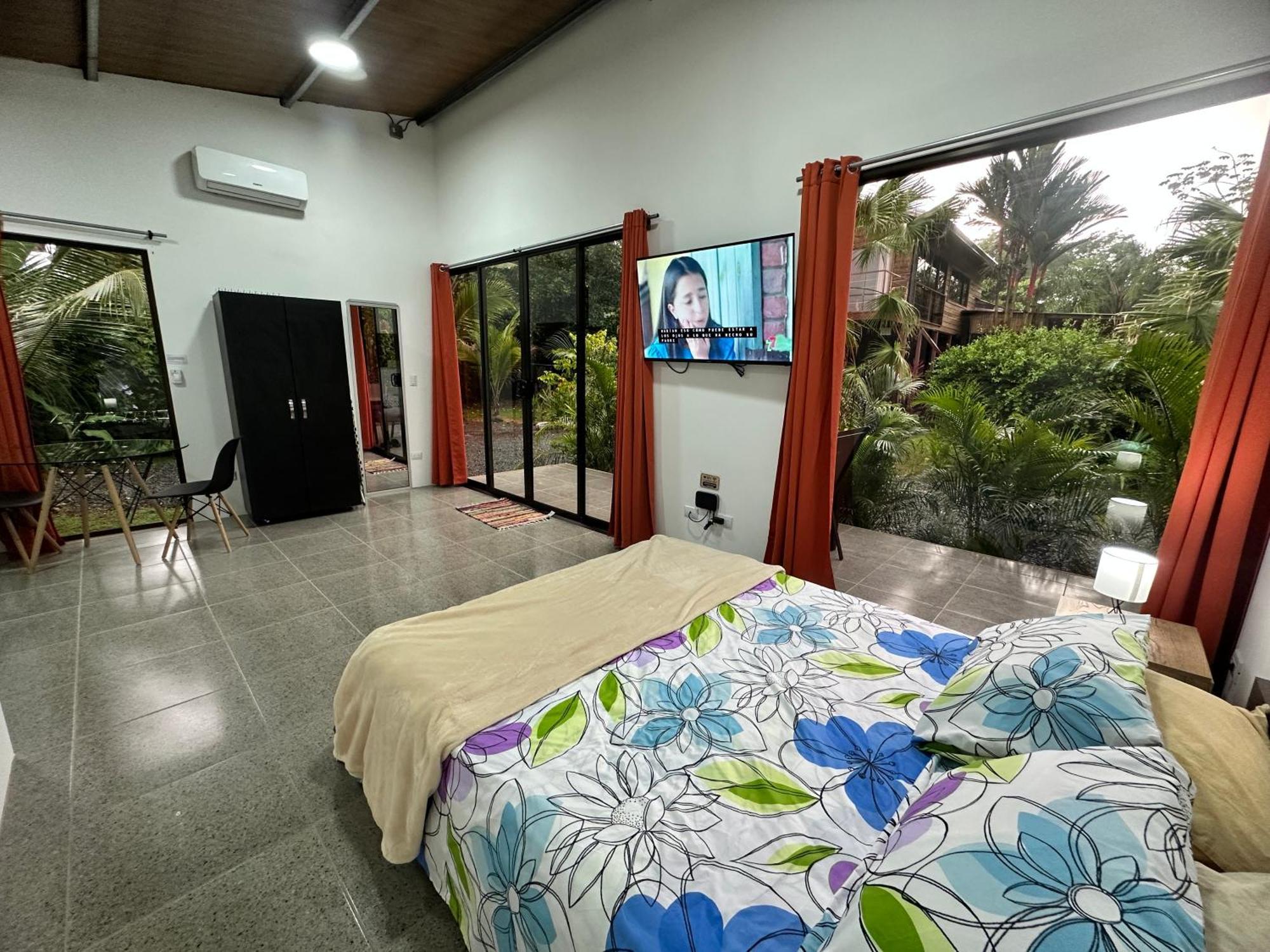 Uvita Oasis Retreat With Villa Cabins And Apartment Экстерьер фото